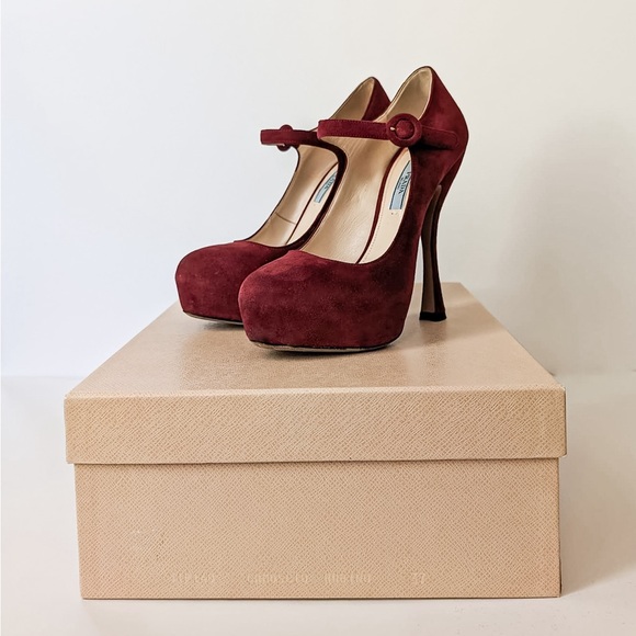 Prada Women’s Sz 37 Burgundy Dark Red Maroon Suede Mary Jane Platform Heels - Picture 2 of 9